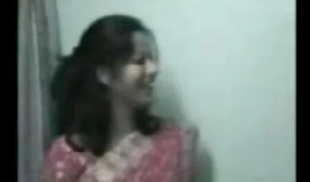 二つの主婦teでザキッチンとともにa男でa格子縞のシャツ後blowjob エロ 動画 女性 安心