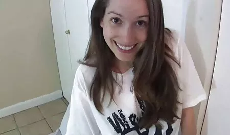 雌犬の浴室 女 エロ 動画