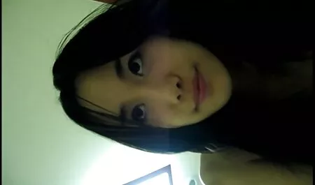 黒の服を着た女性 エロ 女 動画