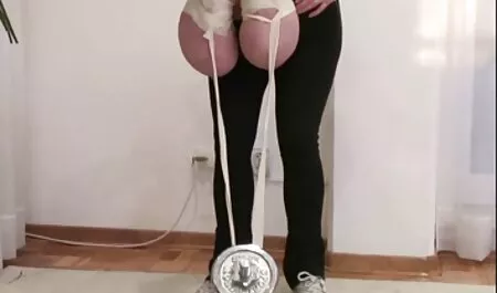 モデルファック 女 えろ 動画