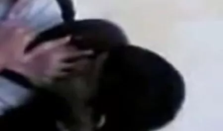 単赤毛 動画 官能 女性