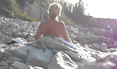完璧なお尻 女の子 動画 えっち
