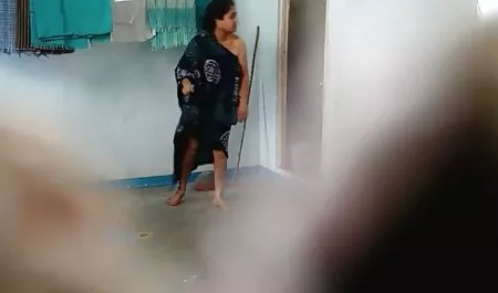 単に若い学生 女性 動画 エロ
