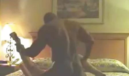 プールで犯さ女の子となった 動画 女 h