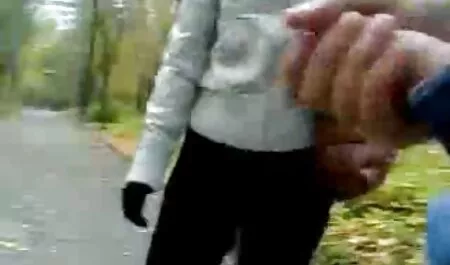 Mulattoビッグbootyねじれ av エロ 女