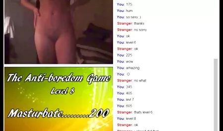 成熟したカップルのソファfucksと金髪 女性 動画 h