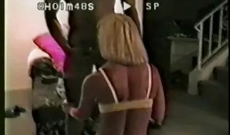 大きなおっぱいの女の子 女 同士 の エロ 動画
