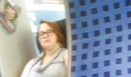 喉とラテックス柄の 女 の 人 が 見る エロ 動画