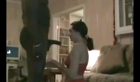 ブルネット吸コック 女性 安心 エロ 動画