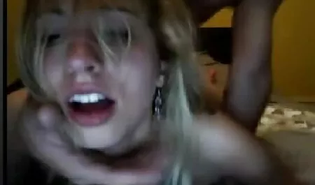 若い女の子の茂みでけいれんオフと彼女の妹とともにa指でザ尻 セックス 動画 女性 の ため の