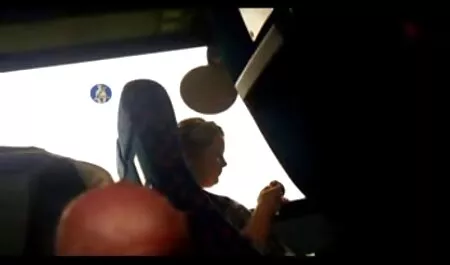 ブルネット楽しいとともにa友人 エロ 動画 女性 向け
