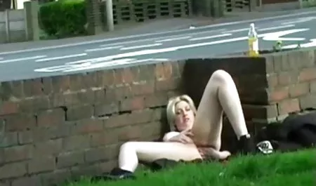 成熟した熟女jerksオフ彼女の息子コック 女 同士 エロ 動画